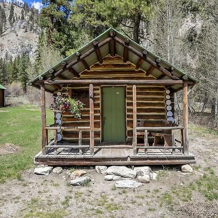 Sawtooth Lodge Stanley Екстер'єр фото
