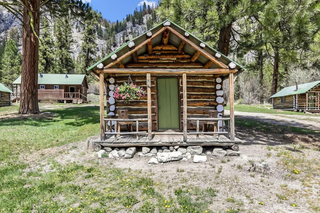 Sawtooth Lodge Stanley Екстер'єр фото