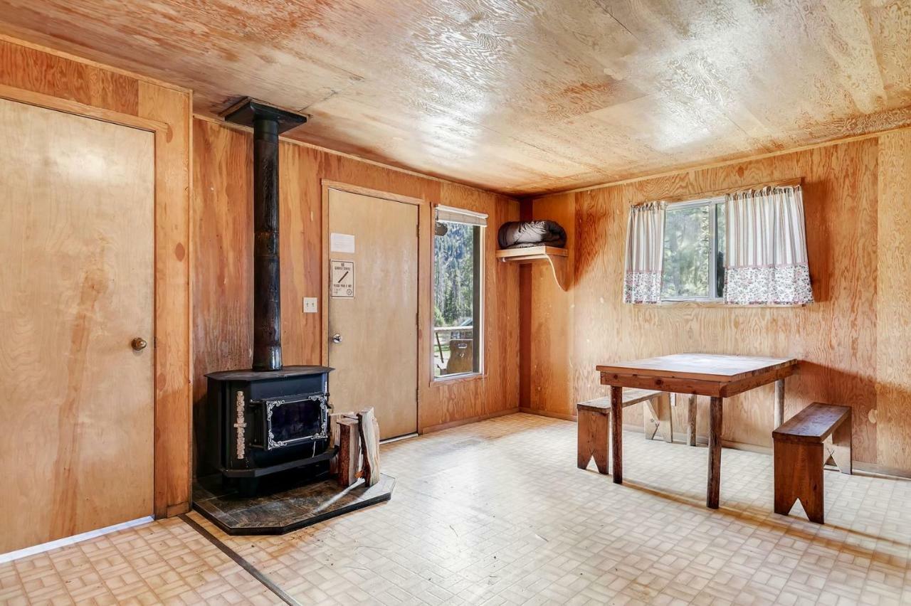 Sawtooth Lodge Stanley Екстер'єр фото
