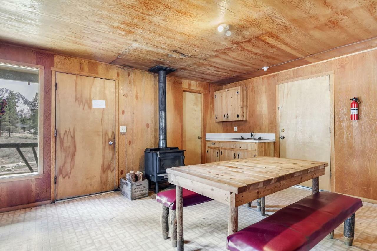 Sawtooth Lodge Stanley Екстер'єр фото