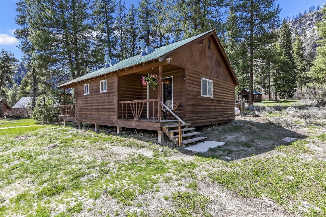 Sawtooth Lodge Stanley Екстер'єр фото
