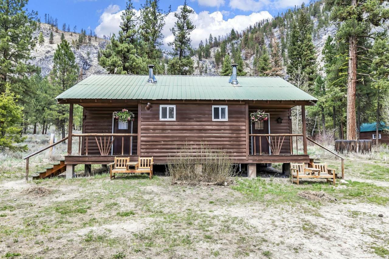 Sawtooth Lodge Stanley Екстер'єр фото